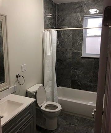 5th image of 720 Chestnut St Unit 2