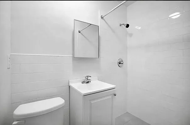 Rented by Avenues Real Estate | media 5