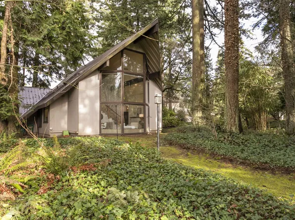 14261 SE Charjan St, Clackamas, OR 97015