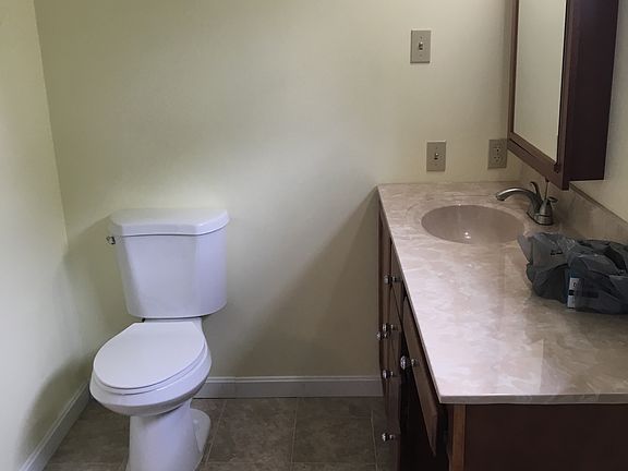 2nd image of 171 Garden City Dr