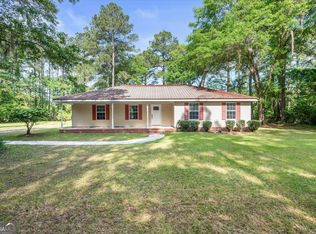 60 Seabrook Ln, Midway, GA 31320