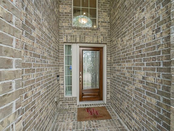 3rd image of 12422 Upland Rapids Dr