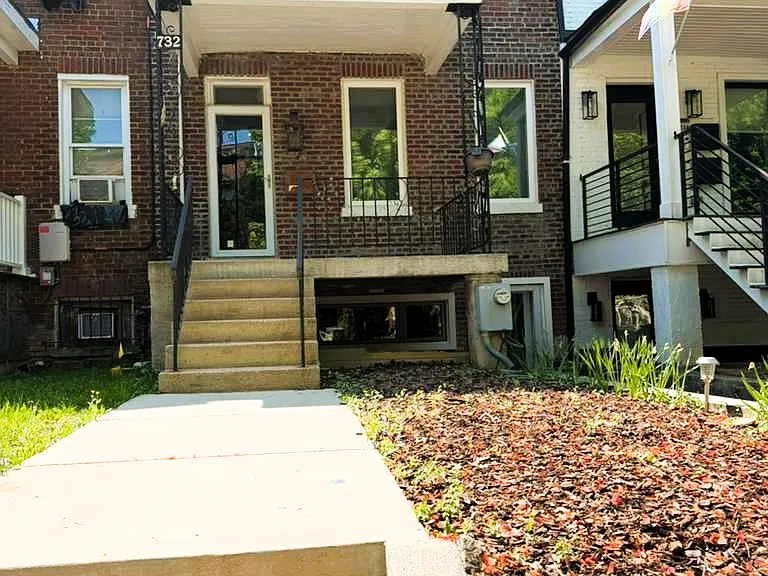 732 Kenyon St NW — Photo 18