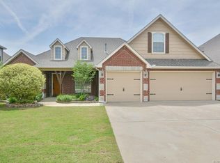 3708 W 108th Ct S, Jenks, OK 74037