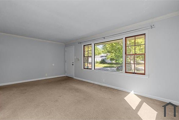 1st image of 10366 Ashbrook Dr