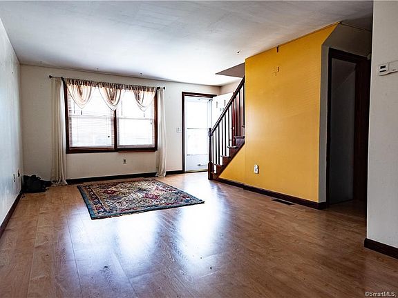 3rd image of 16 Saint Marc Cir #O