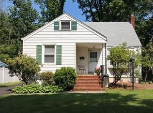 350 Forest Dr, Union, NJ 07083