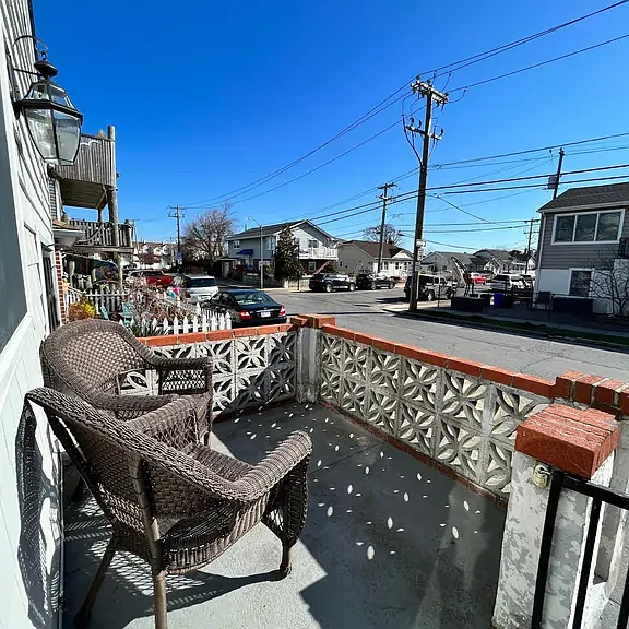 271 New York Ave — Photo 8