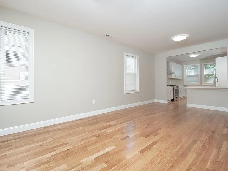 45 Crawford St #1 — Photo 11