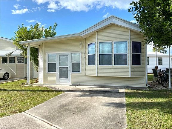 2nd image of 4540 Pilgrims Way E