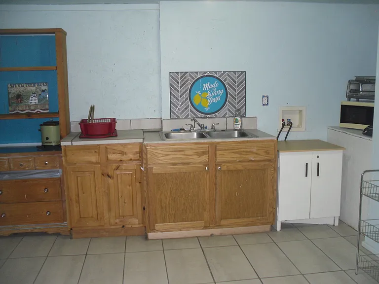 109 Spruce Dr #B — Photo 1