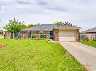 2206 Nicole Ln, Cleburne, TX 76033