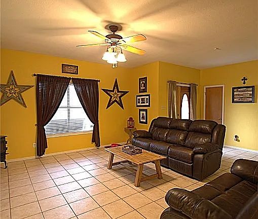 4th image of 513 San Jose Rd
