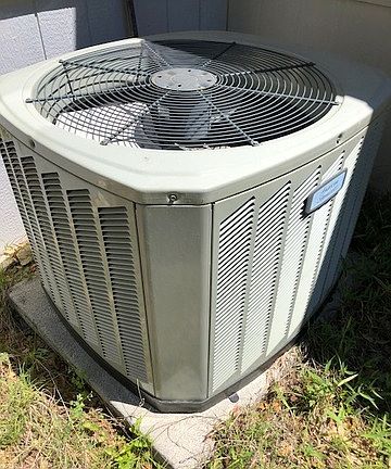 5th image of 1012 Willow Dr