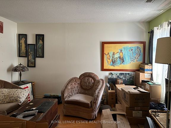 5th image of 20 Jane St #A