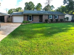 205 Watts Bar St, Sheffield, AL 35660