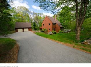 21 Country Ln, Springvale, ME 04083