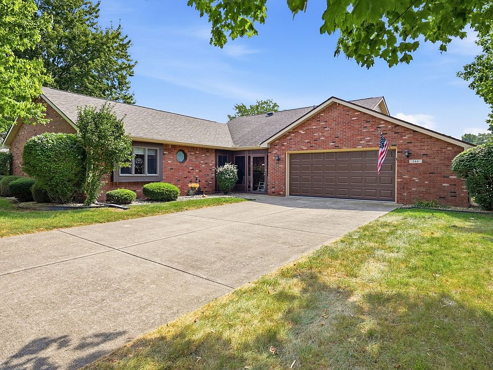 1st image of 544 Buck Ln