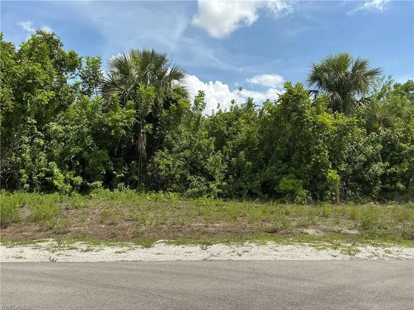 5413 Lee ST, LEHIGH ACRES, FL 33971