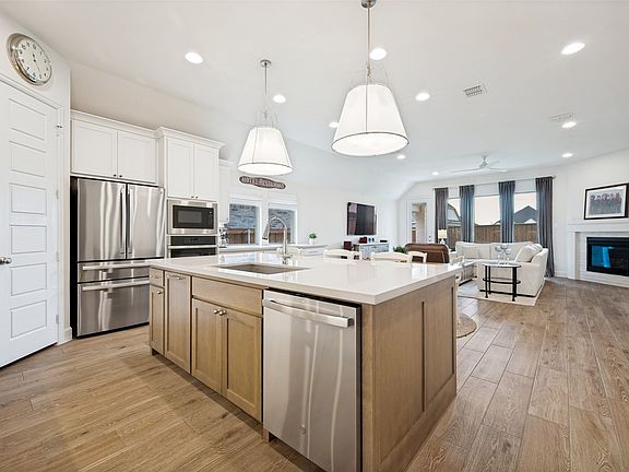 5th image of 257 Bay Laurel Rd