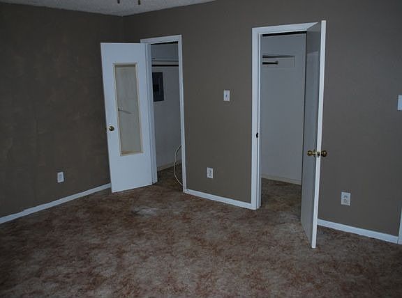 5th image of 110 Heights Park Dr