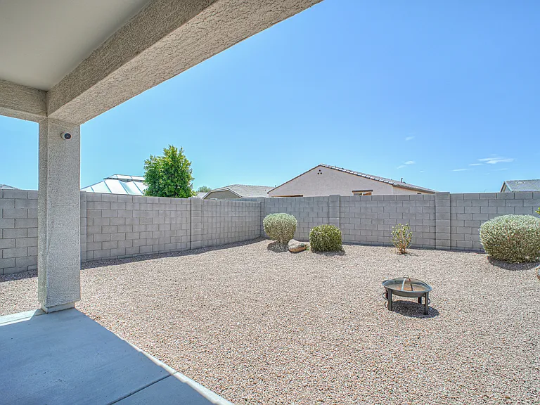 35879 W Santa Barbara Ave — Photo 36