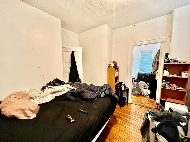 31 Thacher St #5R — Photo 7