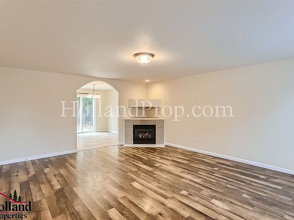 5th image of 737 SE 15th Ave