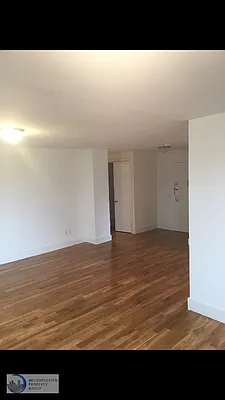 Rented by Metropolitan Property Group | media 4