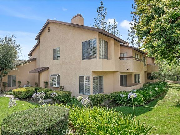 3rd image of 2610 Paseo Olivas