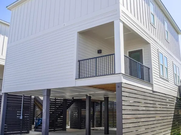 1476 Sandpiper Ln #B, Gulf Shores, AL 36542