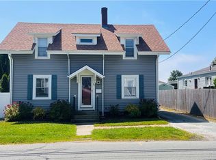105 Bliss Rd, Newport, RI 02840