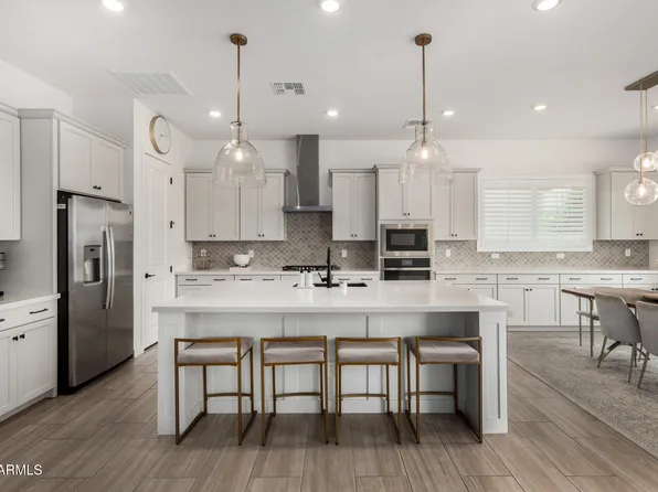 5439 S RED ROCK Street, Gilbert, AZ 85298