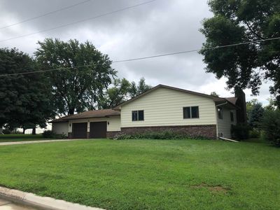 17 Lakeside Ln, Lake Park, IA, 51347