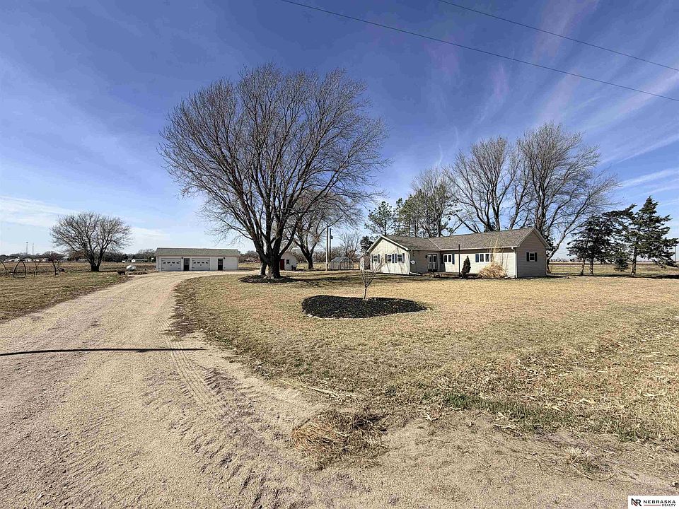 1st image of 2490 25th Rd