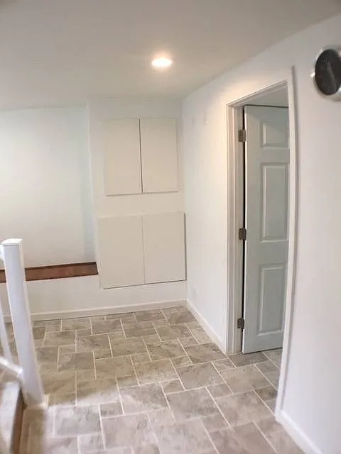 2 bed, 9999 sqft, $2,435 — Photo 1