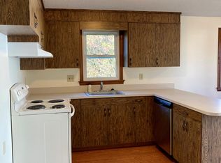 31 Anvil Dr, Nashua, NH 03060