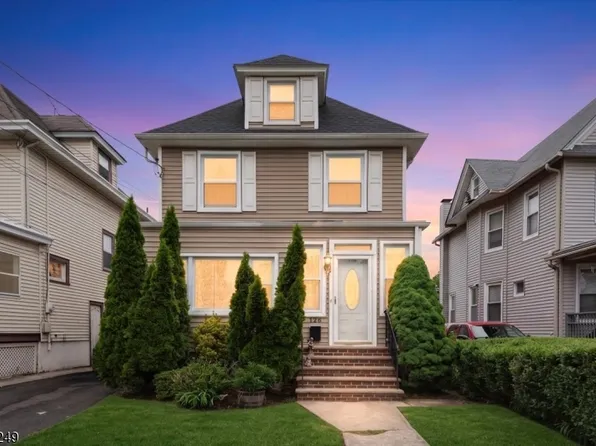 126 Berwyn St, Roselle Park Boro, NJ 07204