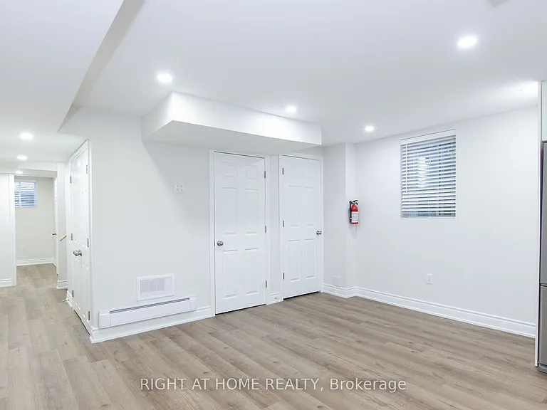 1112 Solomon Ct #BASEMENT — Photo 7