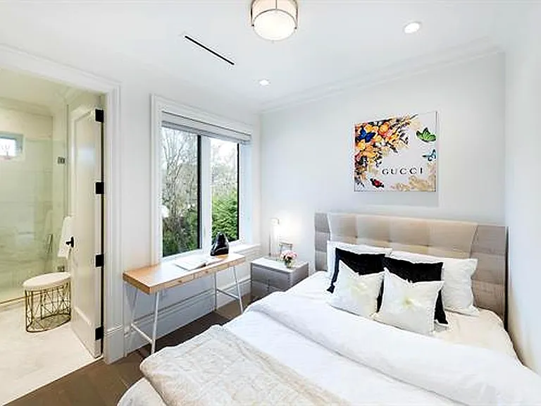 3407 W 33rd Ave — Photo 14