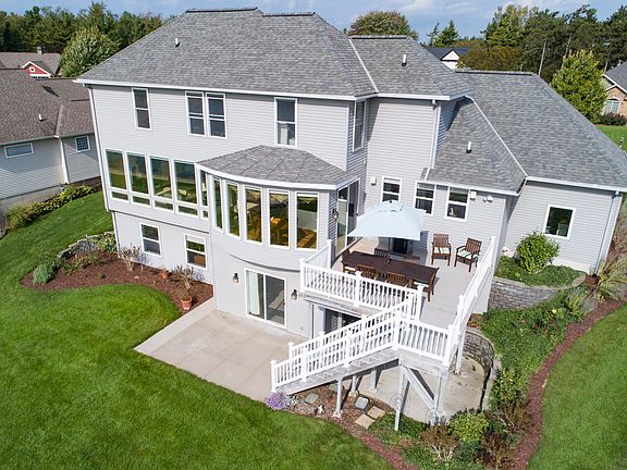 4th image of 9140 Stillwater Dr