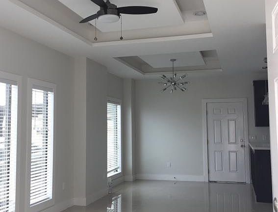 3rd image of 1219 Whiteoak Dr APT 3