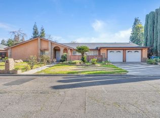 405 Mainberry Dr, Madera, CA 93637