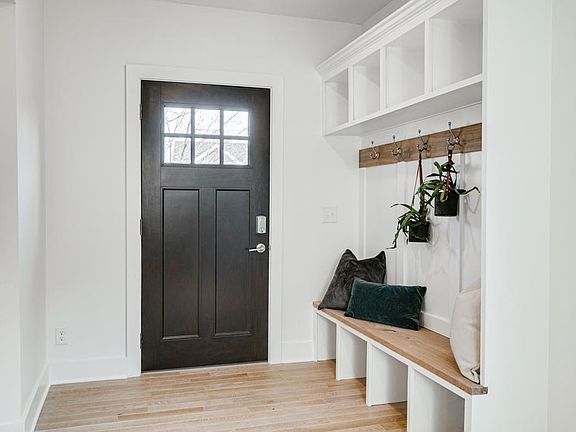 3rd image of 5344 Drew Ave S
