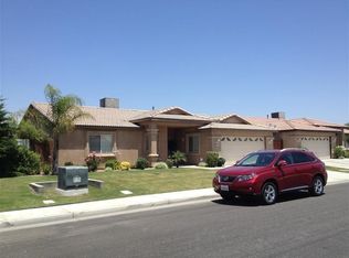 5112 La Pinta Maria Dr, Bakersfield, CA