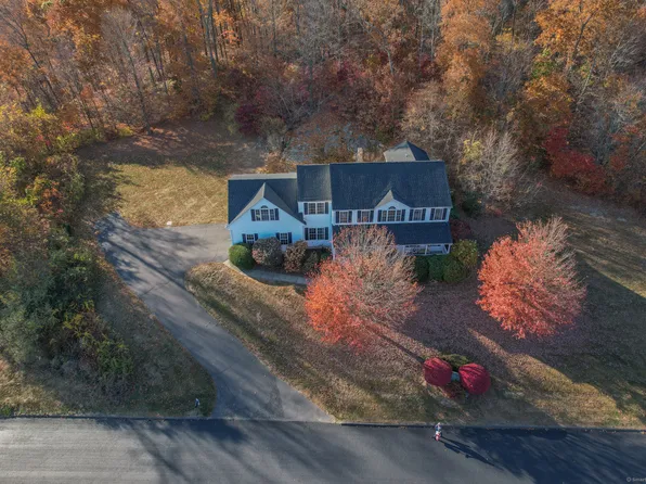 292 Kimberly Lane, Watertown, CT 06795