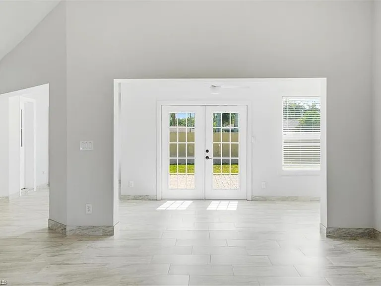 10225 Boca Cir — Photo 10