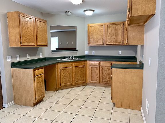 5th image of 565 Oakwoods Dr