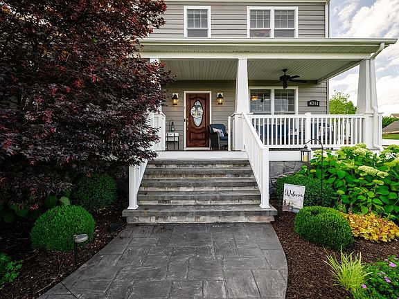 2nd image of 4261 Dahlia Ct