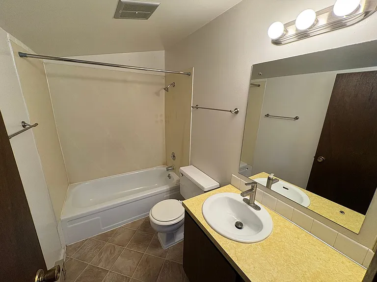 1110 S Walnut Pl — Photo 15